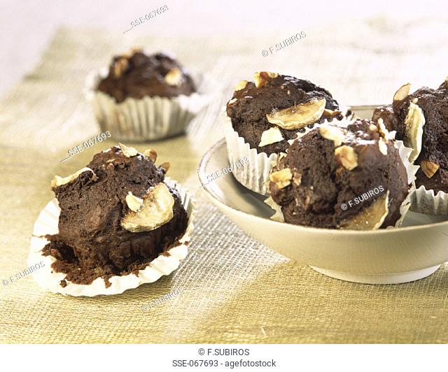 Chocolate, banana and nut muffins