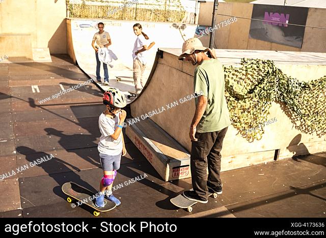 Valdoviño, Spain, 3rd september 2023. world surf league. Pantin classic surf pro 36th edition. skate classes for the little ones during the competition at the...