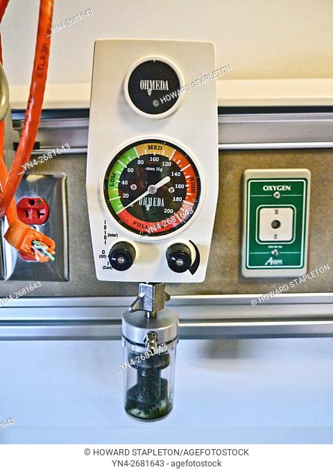 Medical equipment. Ohmeda Intermittent Suction Unit . Used for surgical suctioning among other things