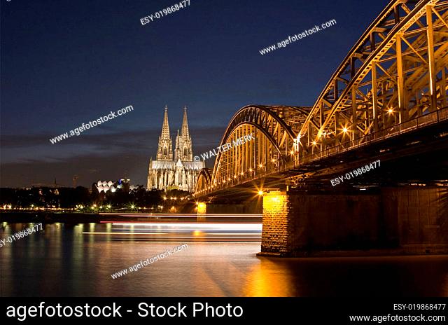 Geisterschiff in Köln