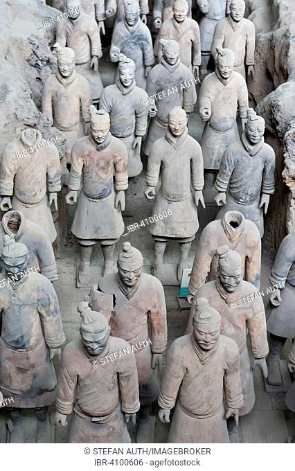 First pit, standing warrior figures, Emperor Qin Shi Huang Mausoleum, Terracotta Army, Xi'an, People's Republic of China
