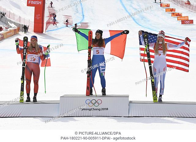 21 February 2018, South Korea, Pyeongchang, Olympics, Alpine Skiing, Downhill, Women, Jeongseon Alpine centre. Sofia Goggia (gold, C) of Italy