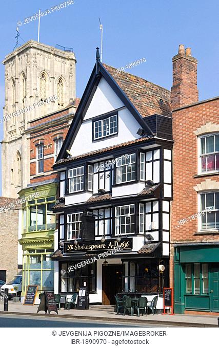Ye Shakespeare Pub at Victoria Street with Temple Church at back, Bristol, Gloucestershire, England, United Kingdom, Europe