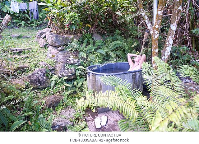 Saba, ecolodge bath tube