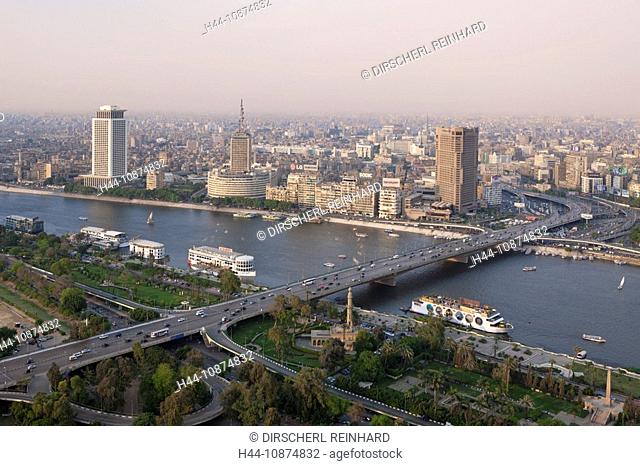 Blick auf Kairo und Bruecke des 6. Oktober über Nil, Kairo, Aegypten, View at Cairo and Bridge of 6. October over Nile, Cairo, Egypt