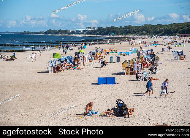 Poland, August / September 2020: Impressions Poland - 2020 Poland / Kolobrzeg-Kolberg / Beach, sandy beach, | usage worldwide. - /Polen
