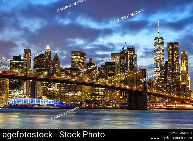 New York City skyline night Manhattan town Brooklyn Bridge USA twilight World Trade Center travel