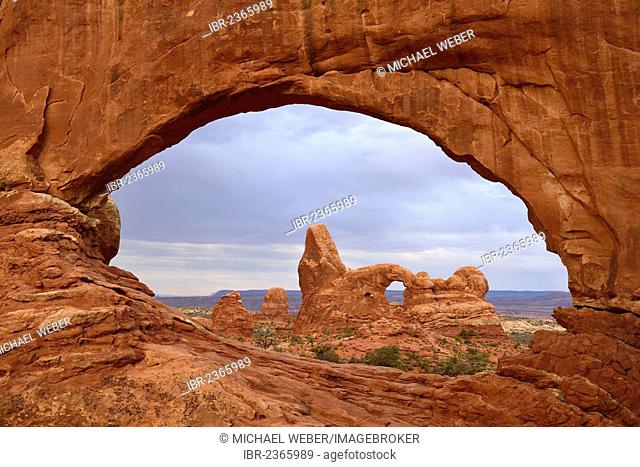 Turret Arch as seen through North Window, Windows Section, Arches National Park, Moab, Utah, United States of America, USA