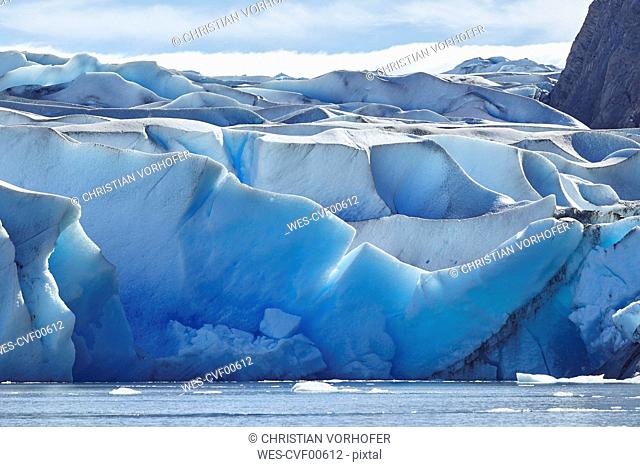 South America, Chile, Torres del Paine National Park, Grey Glacier at Lago Grey