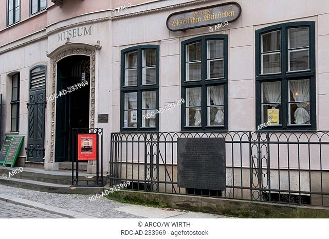 Museum Knoblauchhaus, historical wine bar, St Nicholas Quarter, Berlin, Germany, Weinstuben
