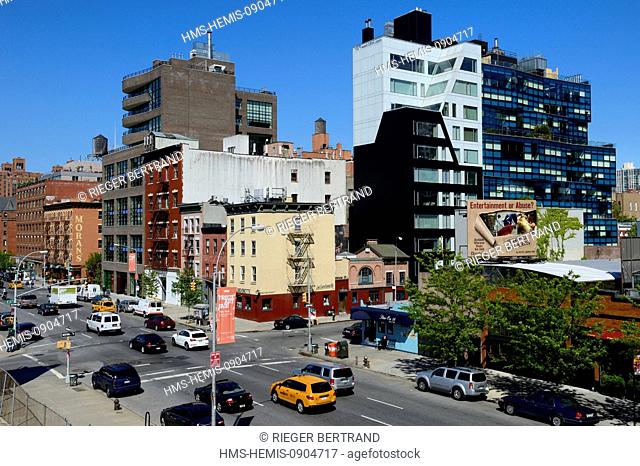 United States, New York City, Manhattan, Meatpacking District (Gansevoort Market), 10th Avenue at W17th Street, seen from the High Line Park
