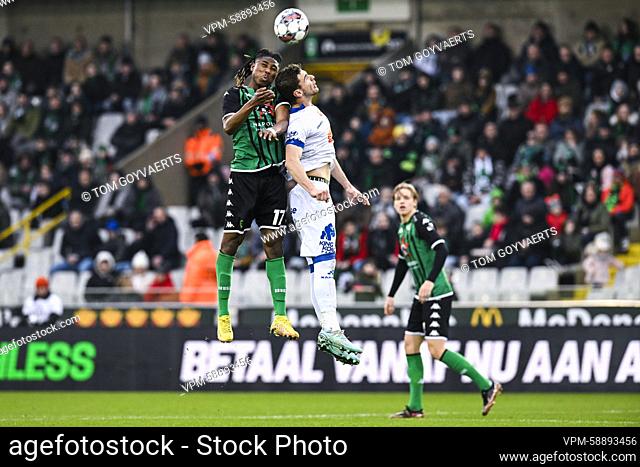 Cercle's Abu Francis and Gent's Hugo Cuypers pictured in action during a soccer match between Cercle Brugge and KAA Gent, Sunday 29 January 2023 in Brugge