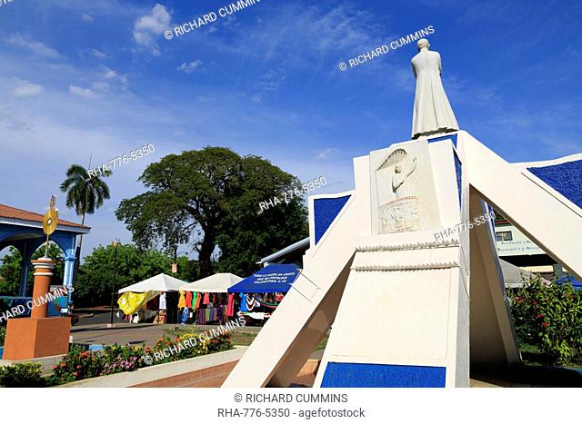 Central Plaza, Corinto City, Chinandega Province, Nicaragua, Central America