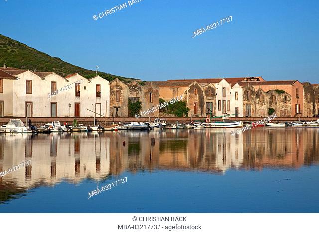 Italy, Sardinia, West coast, province of Oristano, Bosa, Fiume Temo, houses, mirroring