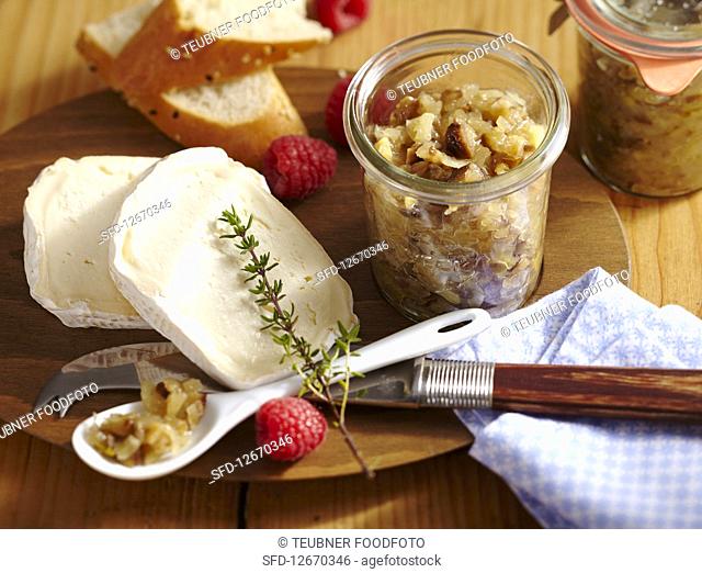 Chestnut fennel chutney served with cheese and white bread, with a cheese knife