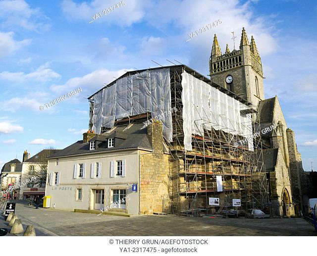 Church renovation, Place Saint Michel, Quimperle, Finistere, Bretagne, France, Europe