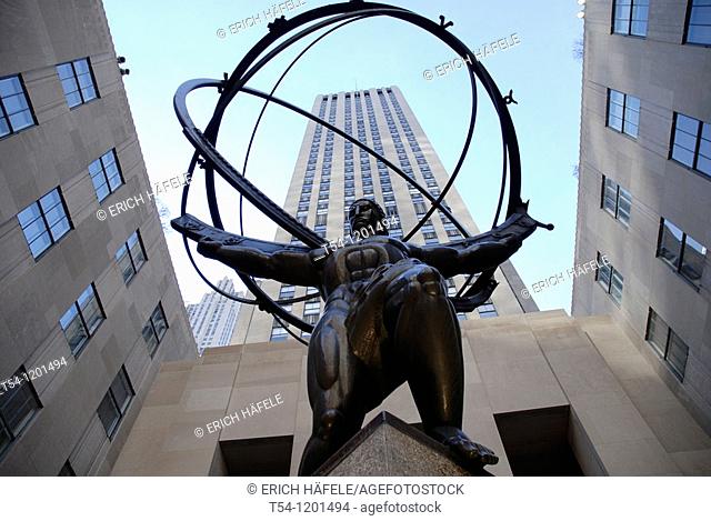 Figure of Atlas in front of the Rockefeller Center in New York