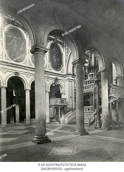 Interior of Benevento cathedral, view from the right aisle, Benevento, Campania, Italy, photograph from Istituto Italiano d'Arti Grafiche, Bergamo, 1904-1905