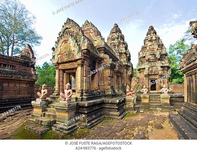Cambodia-No  2009 Siem Reap City Angkor Temples W H  Banteay Srei Temple Inner enclousure