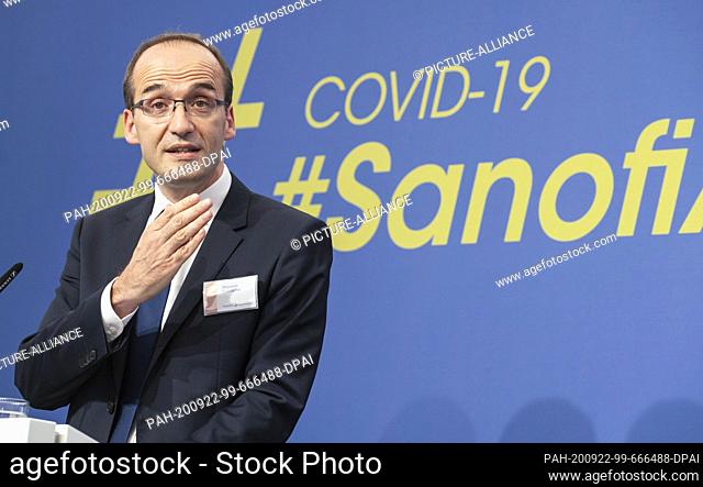 22 September 2020, Hessen, Frankfurt/Main: Thomas Triomphe, CEO of the Sanofi Pasteur vaccine division, speaks at the German headquarters of the French Sanofi...