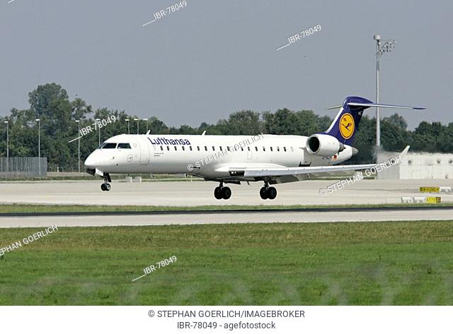 Munich, GER, 11. Aug. 2005 - The Lufthansa-Jet BESIGHEIM of type Canadair CRJ700 touch down at Munich Airport