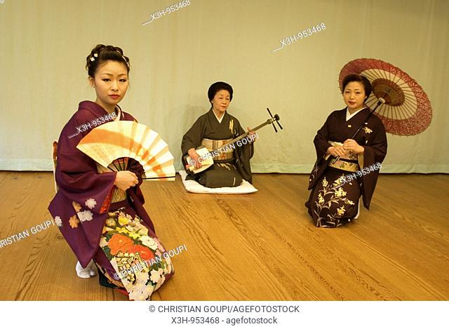 young women kimono dressed , women association in Hakone for teaching traditional art to behave for 'maiko' geisha apprentice, Hakone, Japan