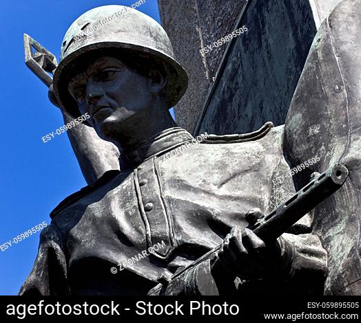 Nachkriegszeit-Monument von russischen Soldaten