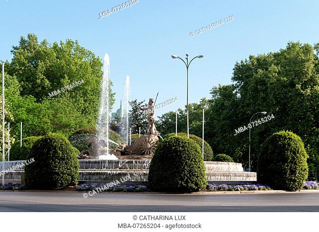 Madrid, Plaza Canovas del Castillo, Fuente de Neptuno, Neptune Fountain