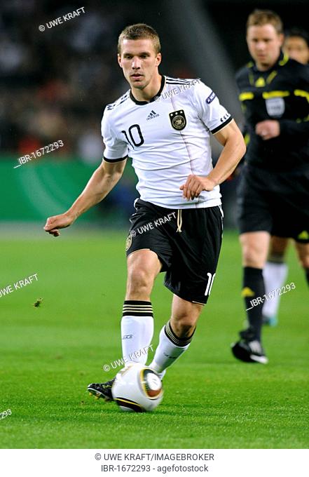 Lukas Podolski, qualifier for the UEFA European Football Championship 2012, Germany - Azerbaijan 6:1, RheinEnergieStadion stadium, Cologne