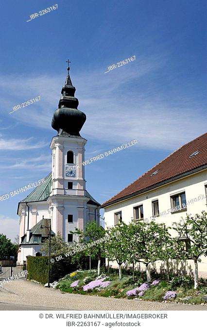 Parish church of St Vitus, Kirchweidach, Upper Bavaria, Bavaria, Germany, Europe