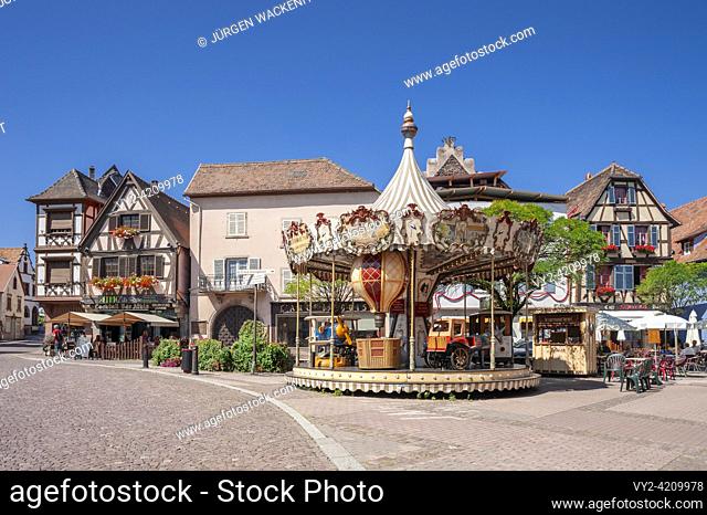 Half-timbered ensemble at Place de l Etoile, Obernai, Alsace, France, Europe