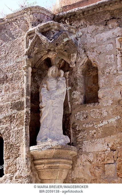 Statue, Church of Agia Triada, Odos Ippoton, medieval Street of the Knights, city of Rhodes, Rhodes, Greece, Europe