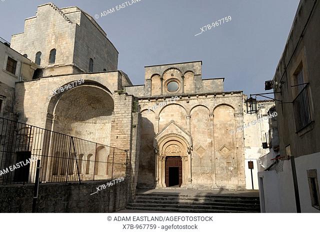 Monte Sant' Angelo  Puglia  Italy  Gargano Region  Remains of the 12th C Church of San Pietro aka Tomba di Rotari left and the 12th C Romanesque Santa Maria...