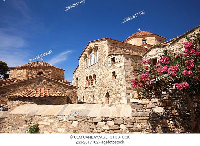 View to the Panagia Ekatontapiliani Byzantine Church-Monastery in the town center Parikia, Paros, Cyclades Islands, Greek Islands, Greece, Europe