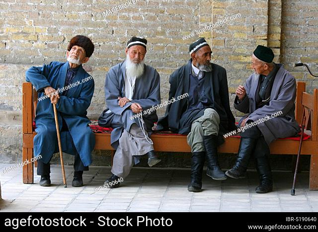 Old men, Uzbeks on bench, Bukhara, Uzbek, Uzbekistan, Asia
