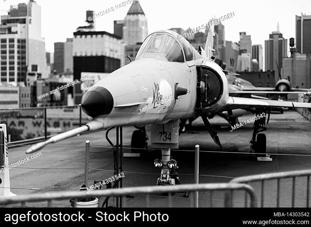 12 Av/W 46 Street, New York City, NY, USA, Israel Aircraft Industries Kfir C-2 1976 on Intrepid Sea, Air & Space Museum - an american military and maritime...