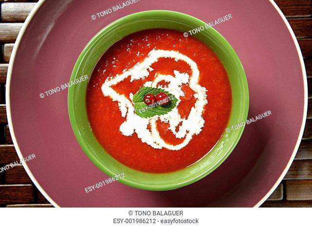 Tomato soup with basil and redcurrant