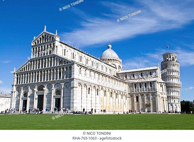 Cathedral and Leaning Tower of Pisa, Piazza dei Miracoli, UNESCO World Heritage Site, Pisa, Tuscany, Italy, Europe