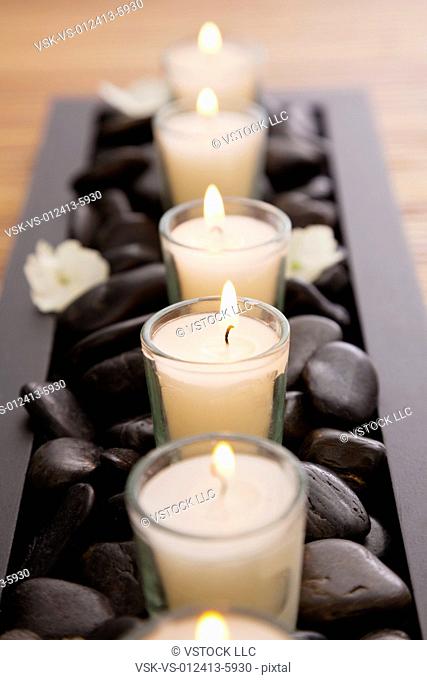 Candles and stones in spa, Studio Shot