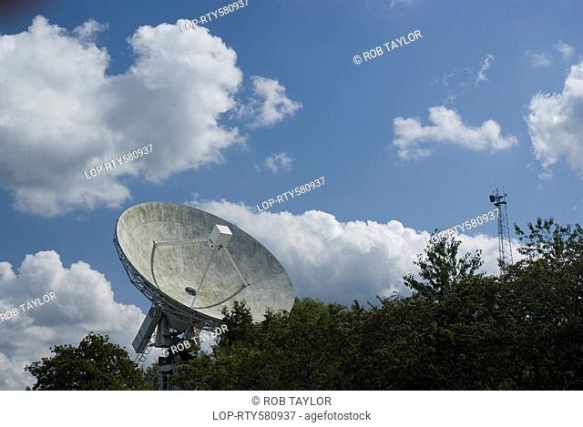 England, Cheshire, Jodrell Bank, The 42ft telescope at the Jodrell Bank Observatory, one of four active telescopes at the observatory