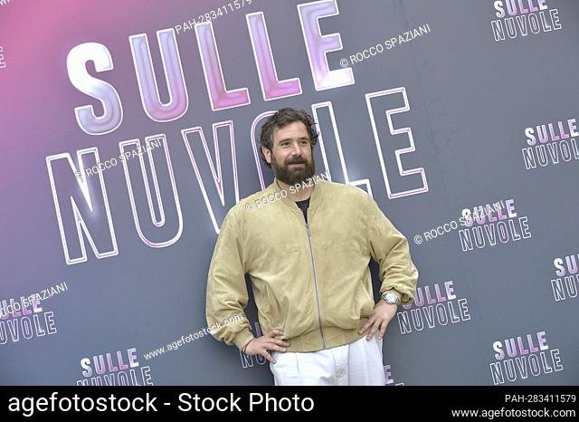 Tommaso Paradiso attends the photocall of the movie Sulle Nuvole at The Space Cinema Moderno in Rome, (Italy) April 20th, 2022. - Roma/Italien