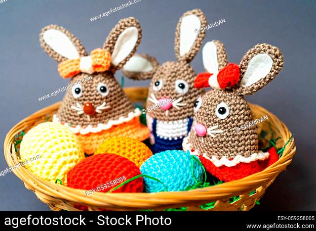 Amigurumi Easter Egg Warmer out of Wool