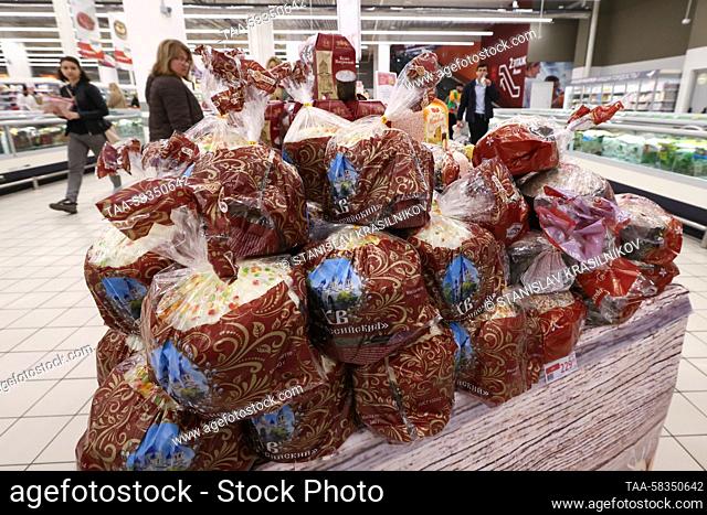 RUSSIA, MOSCOW - APRIL 11, 2023: Customers shop for Easter cakes in an Auchan superstore at the Aviapark Shopping Centre in the run-up to Orthodox Easter
