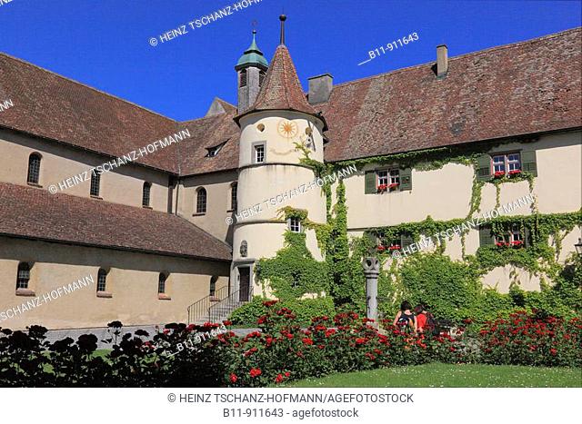 Innenhof des Münster St  Maria und Markus, Marienmünster, Mittelzell, Insel Reichenau, Bodensee, Landkreis Konstanz, Baden Württemberg