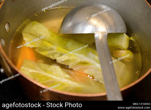 italy, trentino-alto adige, alto adige, south tyrol, pustertal, toblach, restaurant tilia, chris oberhammer, spelled soup and winter vegetables