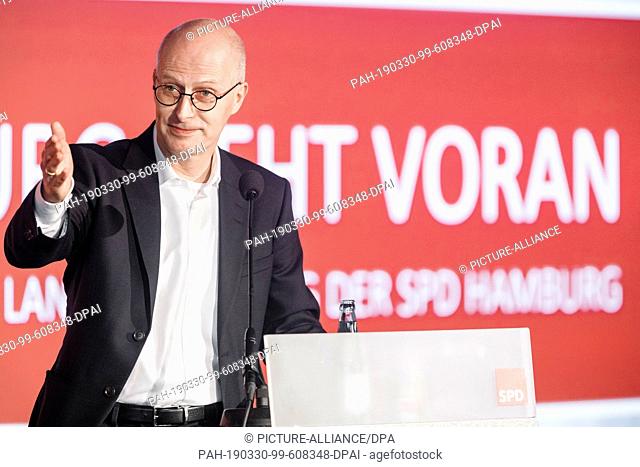 30 March 2019, Hamburg: Peter Tschentscher (SPD), First Mayor of Hamburg, speaks at the state party conference of his party