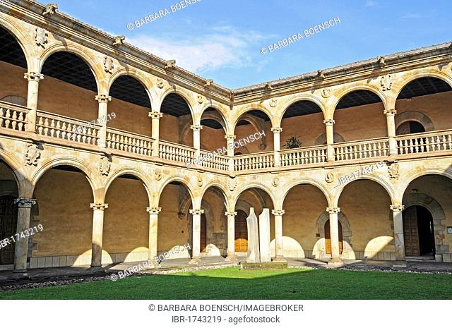 Courtyard with arcades, University, Onati, Gipuzkoa province, Pais Vasco, Basque Country, Spain, Europe