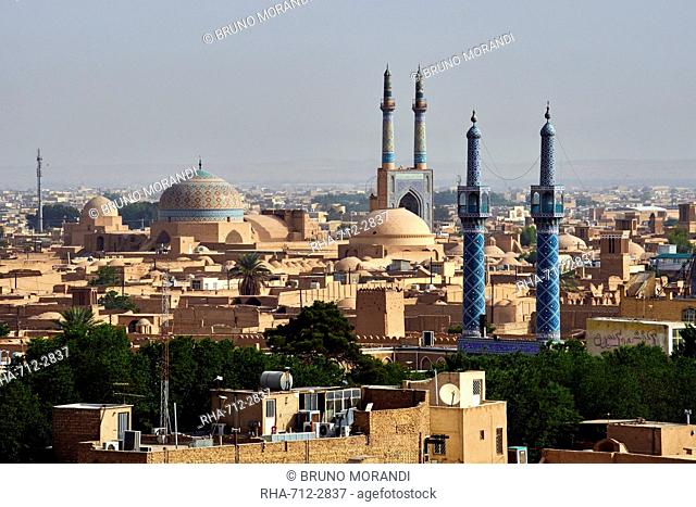 Friday Mosque and cityscape with badgirs (wind towers), Yazd, Yazd Province, Iran, Middle East