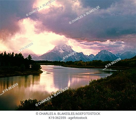 Sunset on Mount Moran from Oxbow Bend, Snake River. Grand Teton National Park. Teton County, Wyoming. USA
