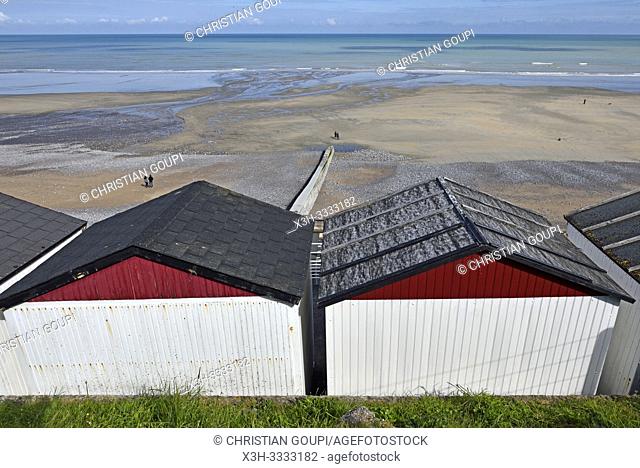 cabines de bain, Veules-les-Roses, departement de Seine-Maritime, region Normandie, France/bathing huts, Veules-les-Roses, Seine-Maritime department